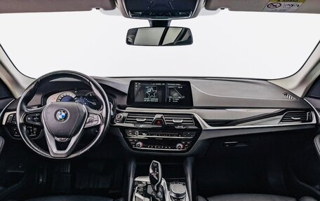 BMW 5 серия, 2017 год, 4 000 000 рублей, 7 фотография