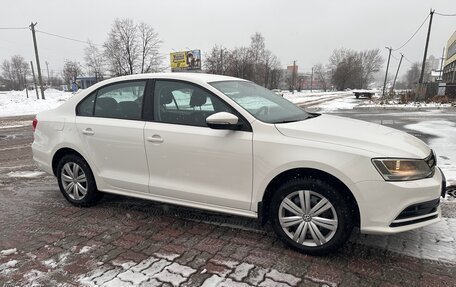 Volkswagen Jetta VI, 2015 год, 1 000 000 рублей, 5 фотография