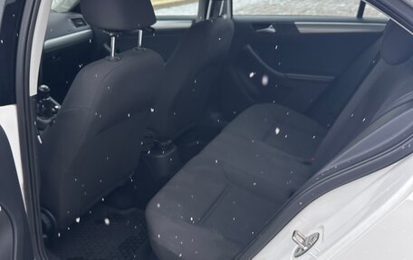 Volkswagen Jetta VI, 2015 год, 1 000 000 рублей, 9 фотография