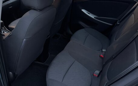 Hyundai Solaris II рестайлинг, 2012 год, 880 000 рублей, 7 фотография