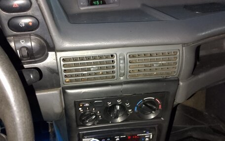 Daewoo Nexia I рестайлинг, 2005 год, 60 000 рублей, 2 фотография