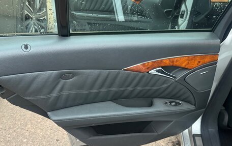 Mercedes-Benz E-Класс, 2003 год, 1 211 000 рублей, 23 фотография