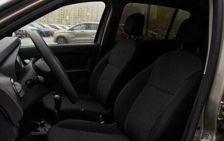 Renault Sandero II рестайлинг, 2015 год, 693 000 рублей, 10 фотография