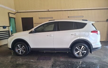 Toyota RAV4, 2018 год, 2 250 000 рублей, 5 фотография