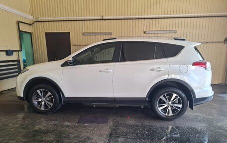 Toyota RAV4, 2018 год, 2 250 000 рублей, 7 фотография