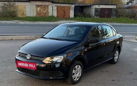 Volkswagen Polo VI (EU Market), 2014 год, 630 000 рублей, 2 фотография