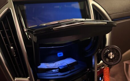 Cadillac SRX II рестайлинг, 2014 год, 2 700 000 рублей, 14 фотография