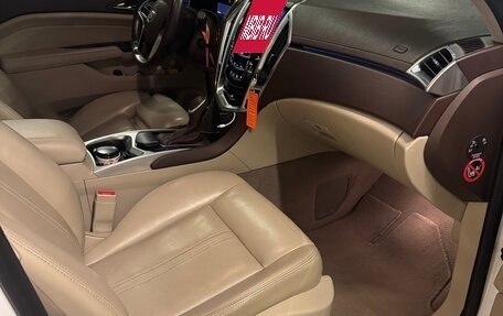 Cadillac SRX II рестайлинг, 2014 год, 2 700 000 рублей, 8 фотография