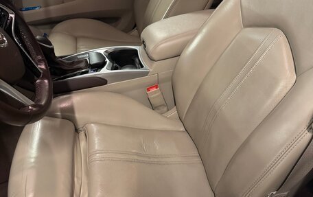 Cadillac SRX II рестайлинг, 2014 год, 2 700 000 рублей, 11 фотография