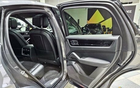 Porsche Cayenne III, 2020 год, 7 969 000 рублей, 21 фотография