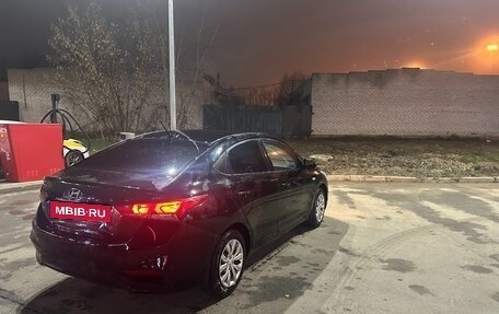 Hyundai Solaris II рестайлинг, 2018 год, 750 000 рублей, 3 фотография