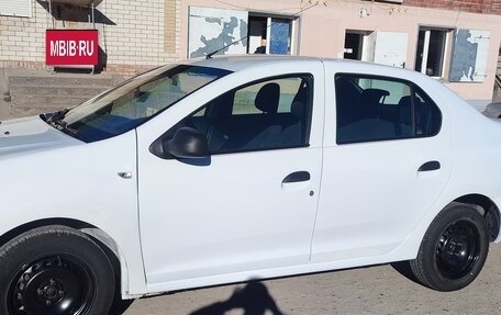 Renault Logan II, 2018 год, 620 000 рублей, 5 фотография