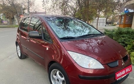 Mitsubishi Colt VI рестайлинг, 2005 год, 510 000 рублей, 1 фотография