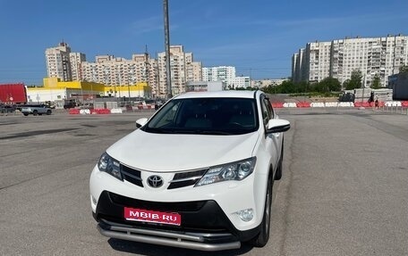 Toyota RAV4, 2013 год, 1 850 000 рублей, 1 фотография
