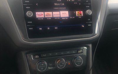 Volkswagen Tiguan II, 2020 год, 1 990 000 рублей, 1 фотография