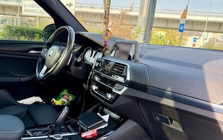 BMW X3, 2019 год, 4 000 000 рублей, 25 фотография