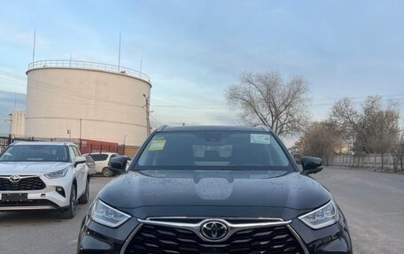 Toyota Highlander, 2025 год, 6 000 000 рублей, 7 фотография