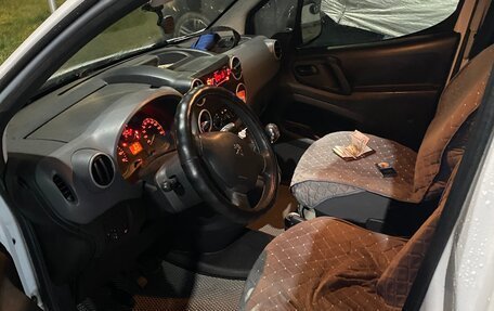 Peugeot Partner II рестайлинг 2, 2013 год, 650 000 рублей, 6 фотография