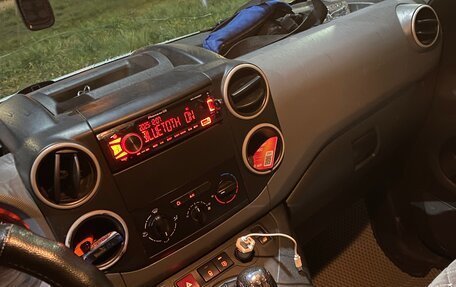 Peugeot Partner II рестайлинг 2, 2013 год, 650 000 рублей, 7 фотография