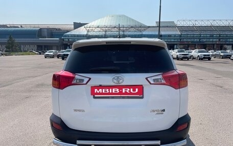 Toyota RAV4, 2013 год, 1 850 000 рублей, 6 фотография