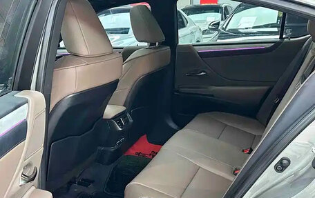 Lexus ES VII, 2025 год, 4 400 155 рублей, 9 фотография