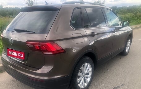 Volkswagen Tiguan II, 2020 год, 1 990 000 рублей, 5 фотография