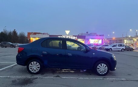 Renault Logan II, 2017 год, 755 000 рублей, 7 фотография