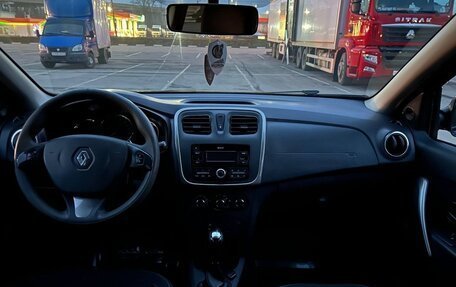 Renault Logan II, 2017 год, 755 000 рублей, 9 фотография