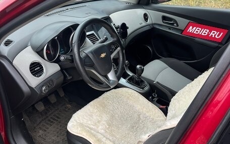 Chevrolet Cruze II, 2011 год, 670 000 рублей, 6 фотография