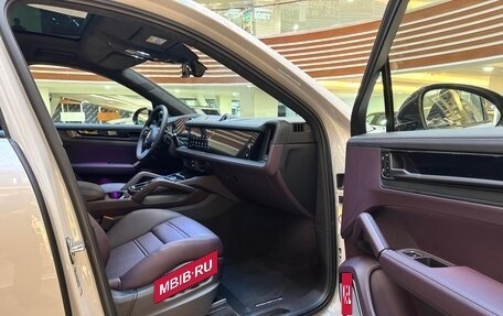 Porsche Cayenne III, 2025 год, 18 950 000 рублей, 19 фотография