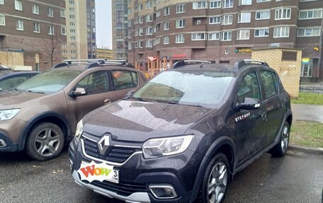 Renault Sandero II рестайлинг, 2019 год, 1 400 000 рублей, 2 фотография