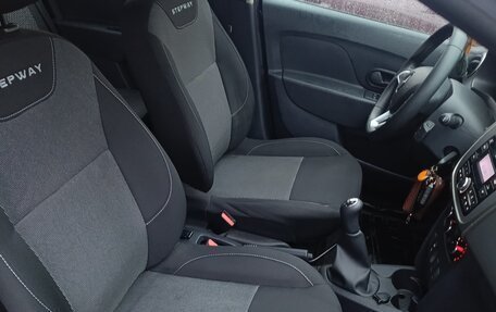 Renault Sandero II рестайлинг, 2019 год, 1 400 000 рублей, 9 фотография