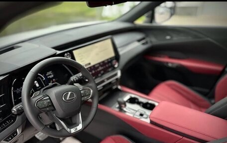 Lexus RX IV рестайлинг, 2025 год, 8 990 000 рублей, 4 фотография