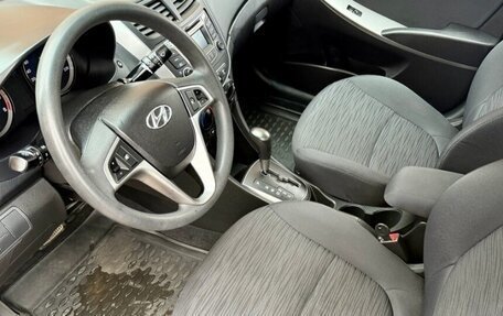 Hyundai Solaris II рестайлинг, 2016 год, 800 000 рублей, 4 фотография