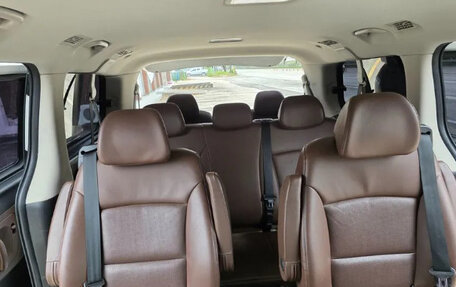 Hyundai Grand Starex Grand Starex I рестайлинг 2, 2020 год, 2 830 000 рублей, 15 фотография