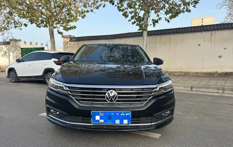 Volkswagen Lavida, 2022 год, 1 017 155 рублей, 2 фотография