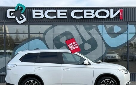 Mitsubishi Outlander III рестайлинг 3, 2014 год, 1 740 000 рублей, 8 фотография