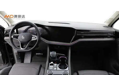 Volkswagen Touareg III, 2025 год, 7 200 155 рублей, 6 фотография