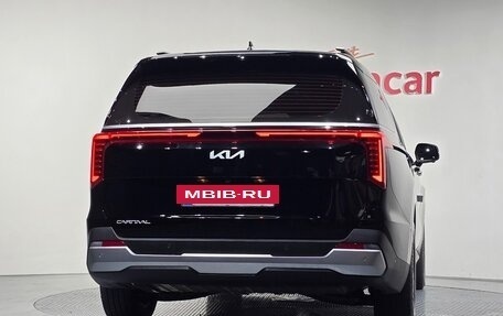KIA Carnival, 2024 год, 7 320 143 рублей, 3 фотография