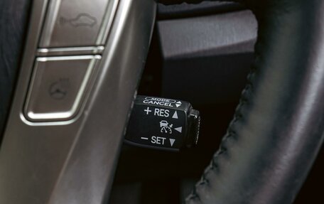 Toyota Prius, 2013 год, 1 340 000 рублей, 16 фотография