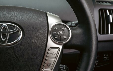 Toyota Prius, 2013 год, 1 340 000 рублей, 17 фотография