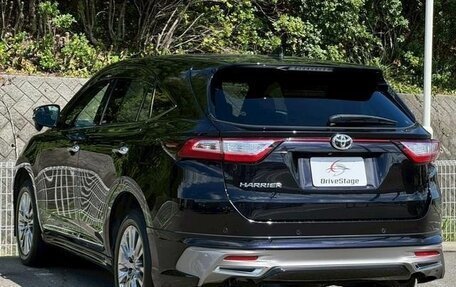 Toyota Harrier, 2019 год, 2 300 000 рублей, 3 фотография