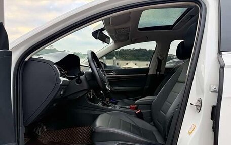 Volkswagen Lavida, 2022 год, 1 300 000 рублей, 12 фотография