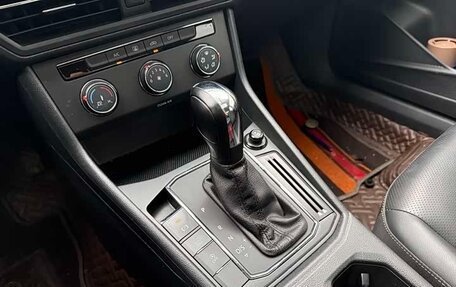 Volkswagen Lavida, 2022 год, 1 300 000 рублей, 10 фотография