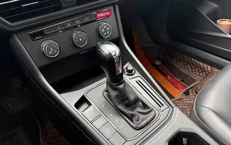 Volkswagen Lavida, 2022 год, 1 300 000 рублей, 14 фотография