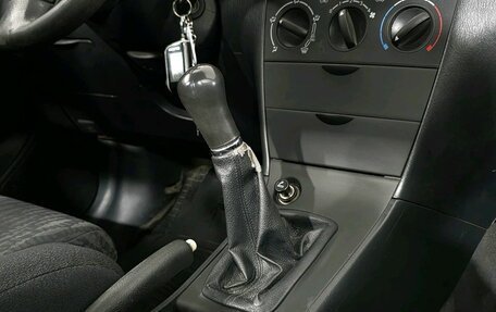 Toyota Corolla, 2003 год, 347 000 рублей, 24 фотография