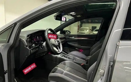 Volkswagen Golf VIII, 2022 год, 2 150 000 рублей, 2 фотография