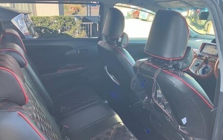 Toyota Wish II, 2017 год, 1 150 333 рублей, 17 фотография