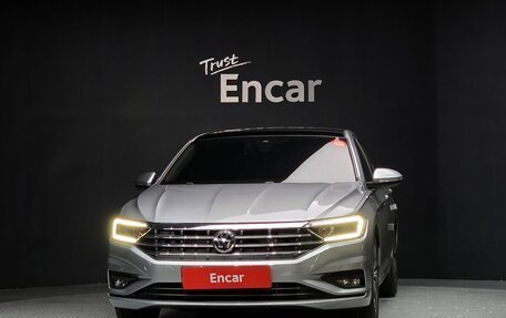 Volkswagen Jetta VII, 2021 год, 1 690 000 рублей, 2 фотография