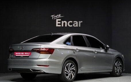 Volkswagen Jetta VII, 2021 год, 1 690 000 рублей, 3 фотография